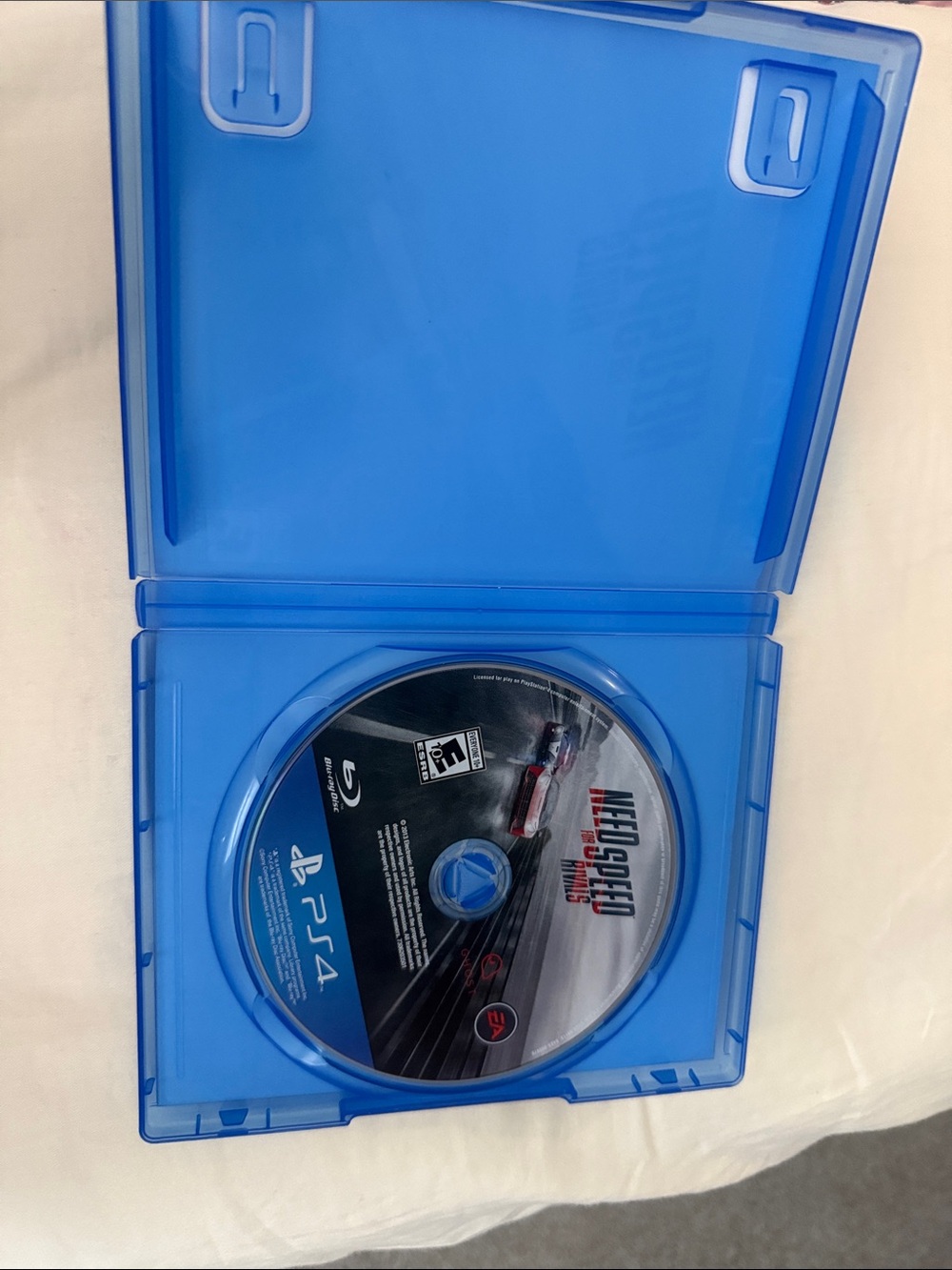 Need for Speed Rivals PS4 Video Game - Blue Case - Picture 3 of 3